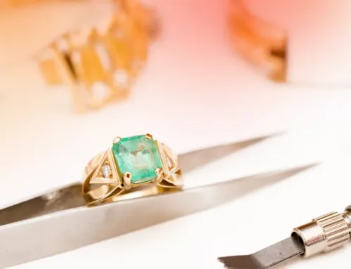 Watches & Heirlooms: Jewelery Repair & Restoration Tips Before Thanksgiving